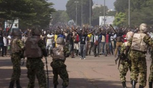 Manifestation réprimée dans le sang à Ouaga