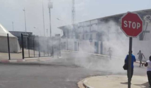 Sit-in pour le départ de Le Roy: Les manifestants dispersés